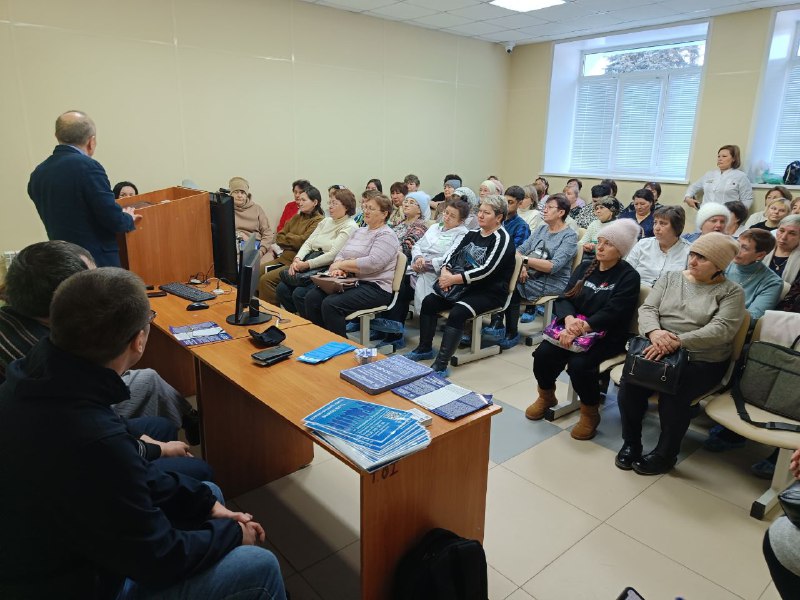 Члены АА г. Казани и г. Буинска провели презентацию в ЦРБ г. Буинска.